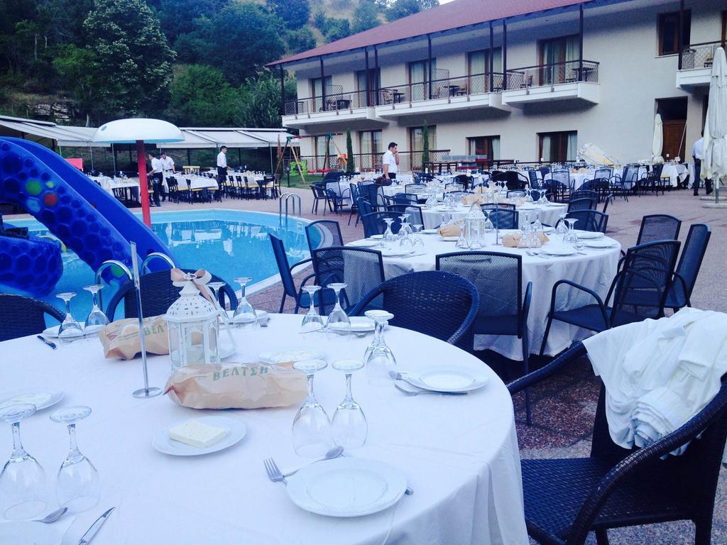 Hotel Veltsi Флорина Екстер'єр фото